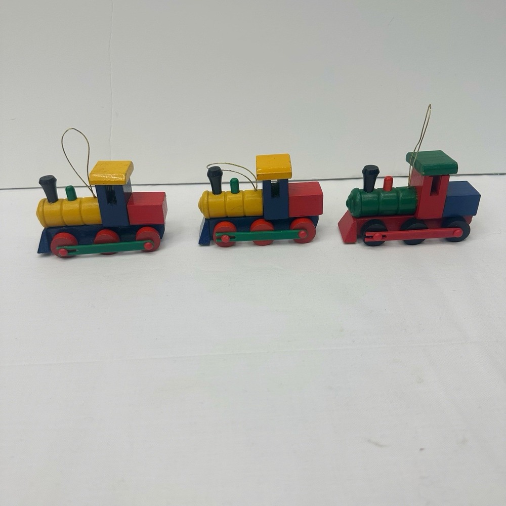 Lot / 3 Old-School Wood Block Locomotive Train Christmas Ornament Rolling Wheels